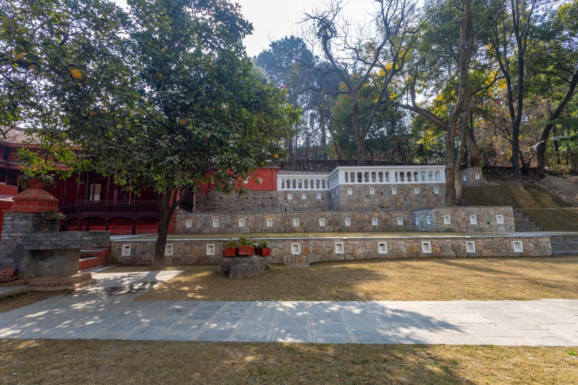 Hotel Himalaya Katmandú Exterior foto